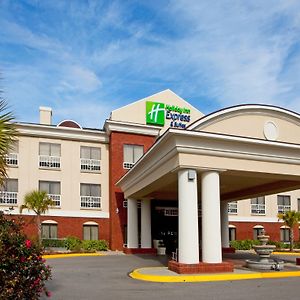 Holiday Inn Express & Suites Quincy I-10, An Ihg Hotel